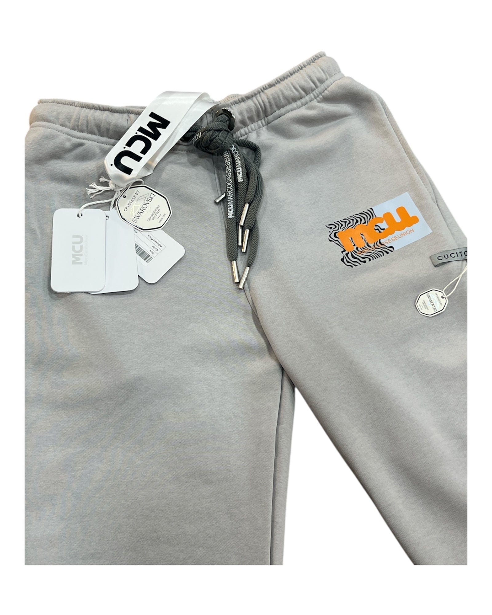 MCU Marco Cassese Union Abbigliamento Completi MCU by SWAROVSKI - COMPLETO FELPA CAPPUCCIO E PANTALONE P/E 2025 GARZATO